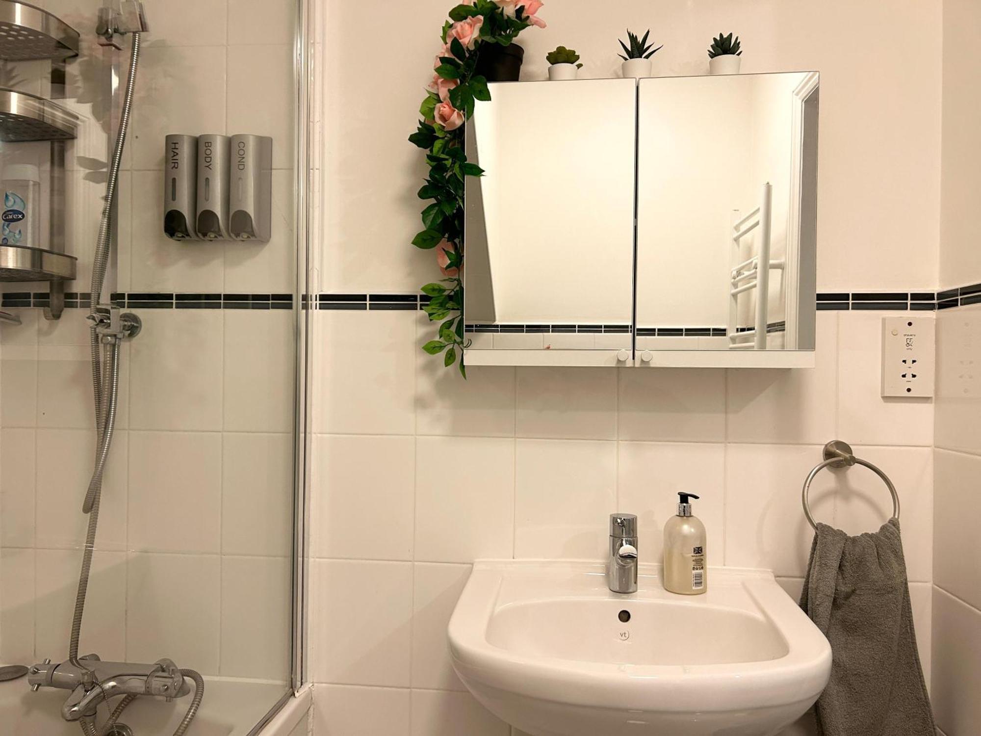 Lovely Serviced Apartment, Free Parking, Oksford Zewnętrze zdjęcie